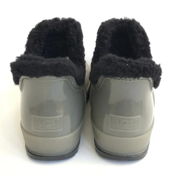 UGG RAINCLOUD BLACK WATERPROOF RUBBER RAIN BOOTS US 7 / EU 38 / UK 5 new - Picture 2 of 7